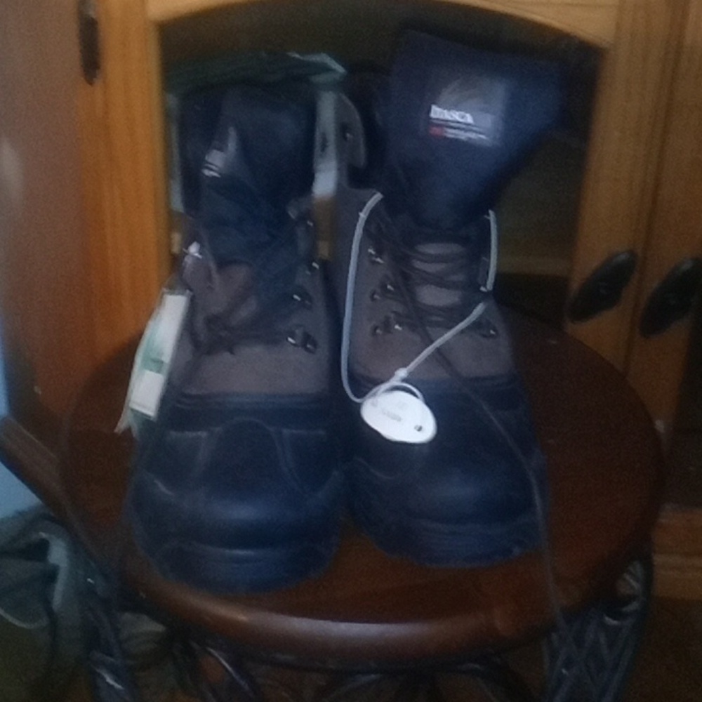 Itasca Men's Black Rugged Boots